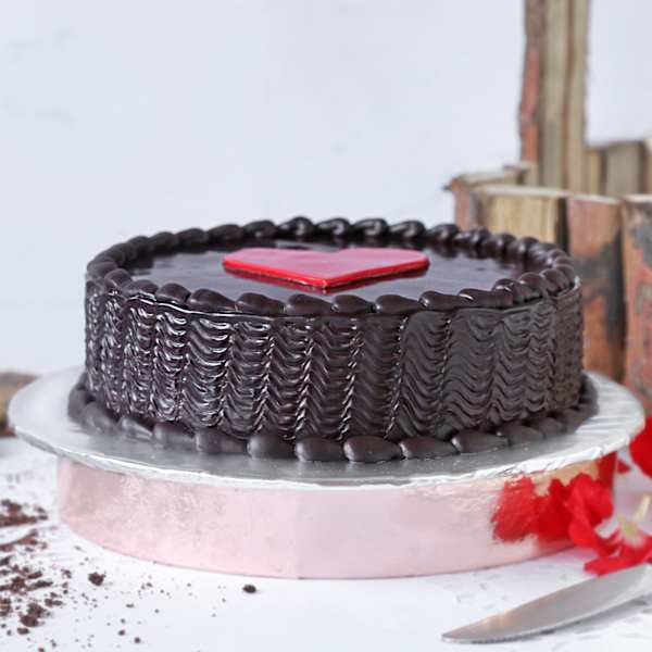 Order Divine Chocolate Cake 1 Kg Online at Best Price