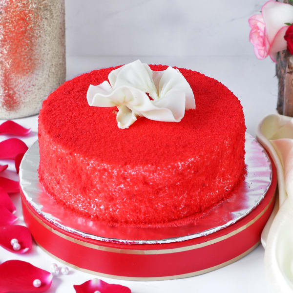Divine Red Velvet Cake (Half Kg)