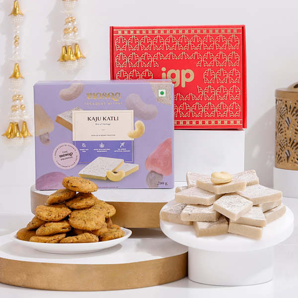 Diwali Delicacies Gift Combo