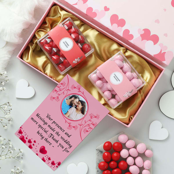 Dragees Gift Box For Wedding Favours With Personalized Card