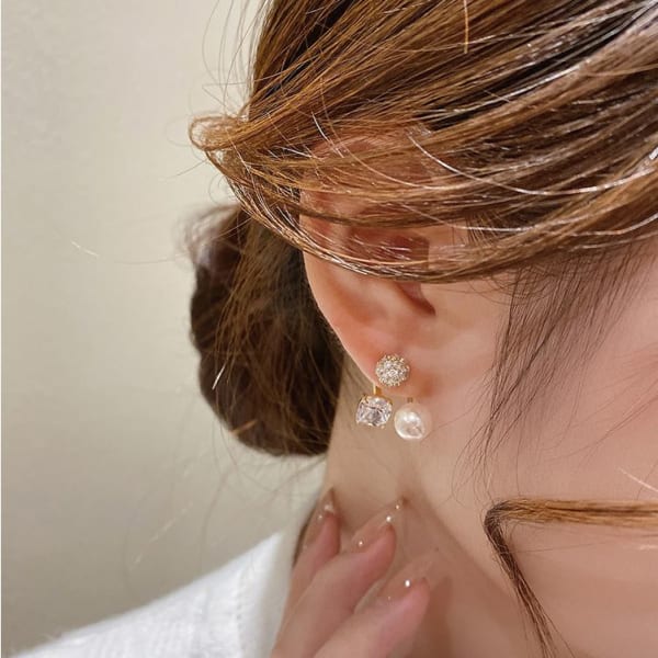 Earrings Asymmetric Wind Tassel Silver Juju Joy: Gift/Send Jewellery Gifts  Online JVS1217002 |IGP.com