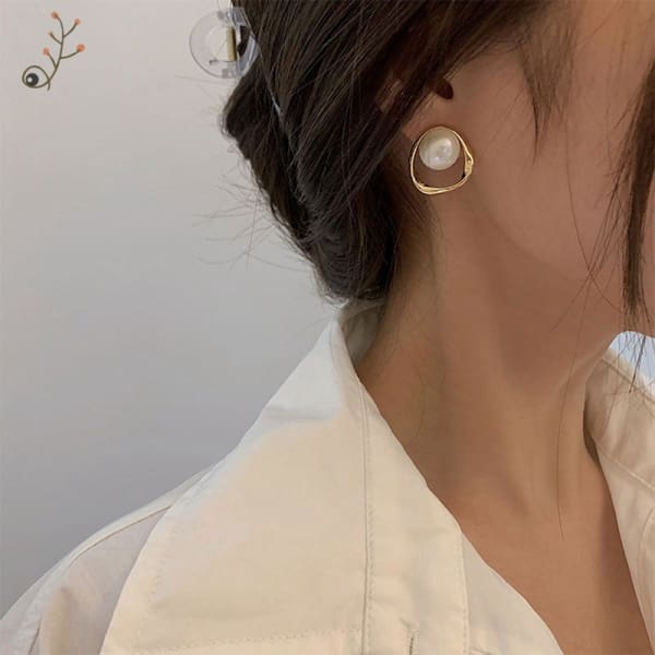 Yolk Earring – Joy Luck