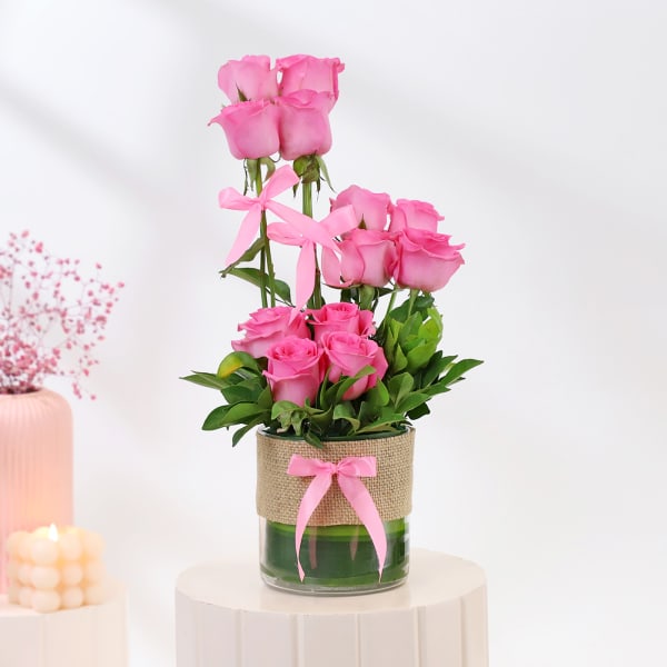 Elegant Arrangement of Roses