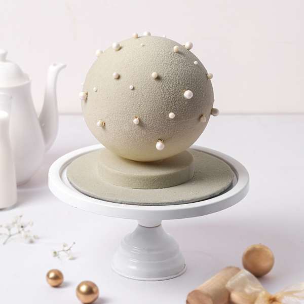 Elegant Pearl Sphere Cake (1 Kg)