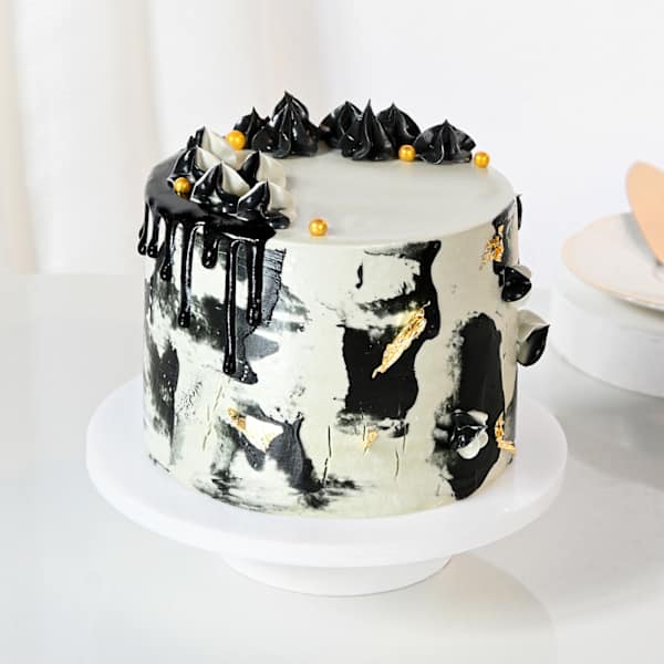 Elegant Semi-Fondant Swirl Cake (1 Kg)