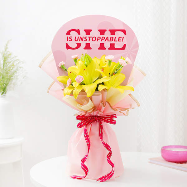 Elegant Women's Day Bouquet