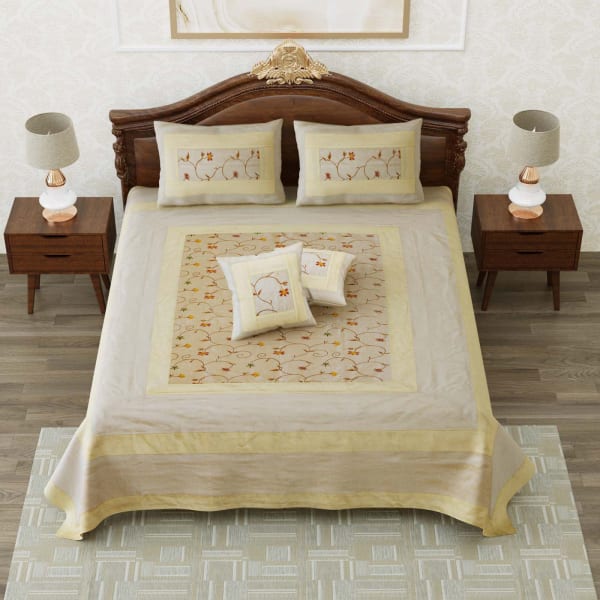 Embroidered Silk Patchwork Floral Bedcover (Set of 5)