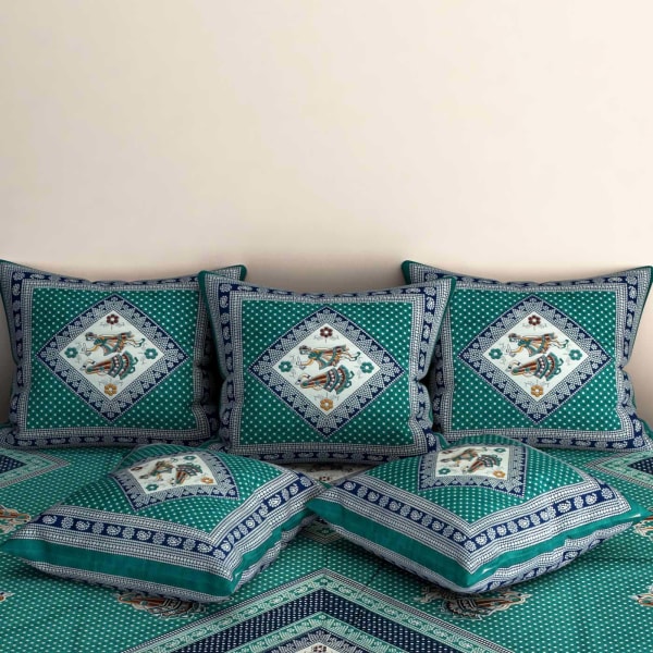 Enchanting Diwan Set with Pillow Covers Gift/Send Home and Living
