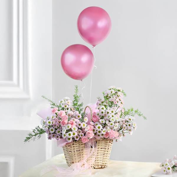 Enchanting Pink Santinis And Balloons