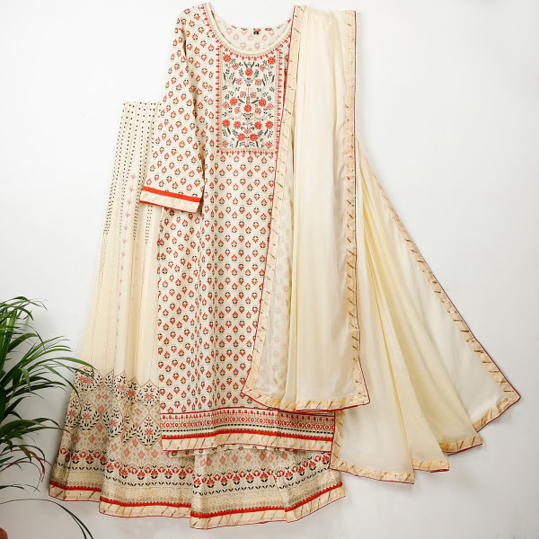 Ethnic Motifs - Printed Kurta With Skirt And Dupatta