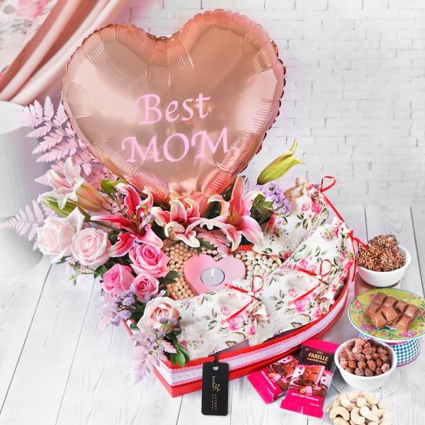 Everything You Love Luxurious Flower Hamper for Mom