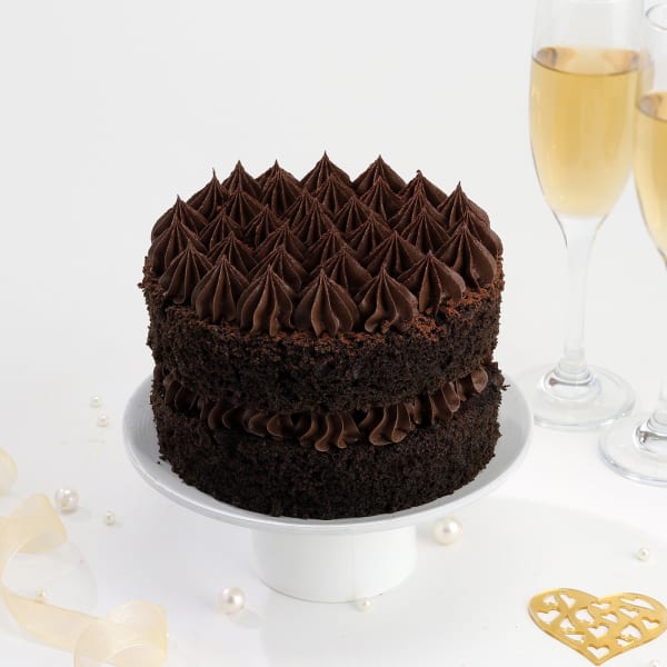 Exquisite Chocolate Cake (Half Kg)
