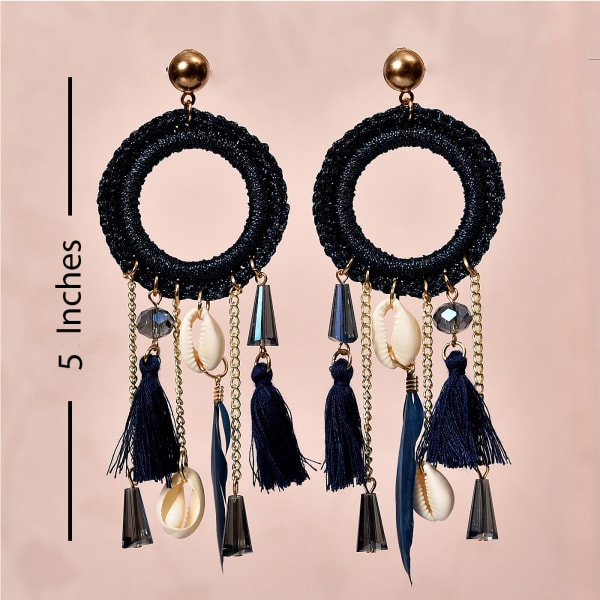 Fashionable Shell and Tassel Earring