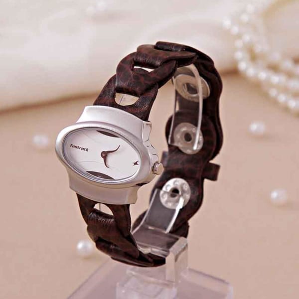 Fastrack Designer Wrist Watch: Gift 
