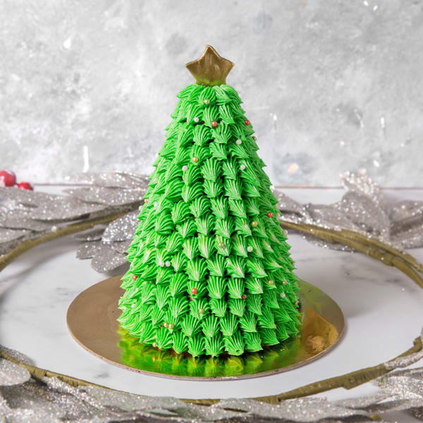 Festive Christmas Tree Cake (600 Gm)