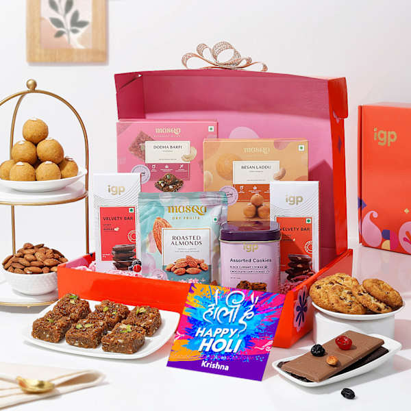 Festive Indulgence Personalized Holi Treats Hamper