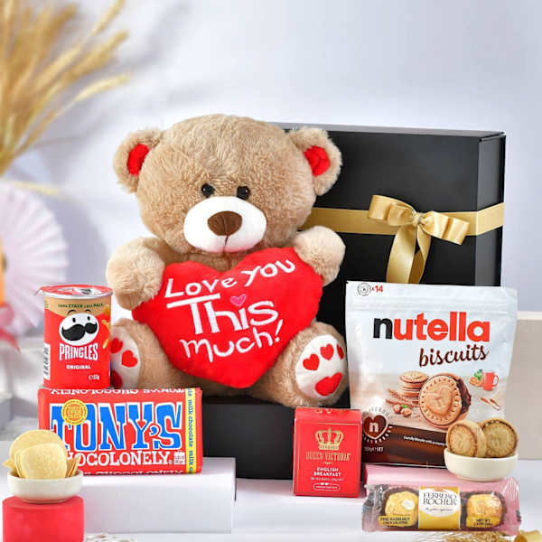 Festive Love And Gourmet Treats Diwali Hamper