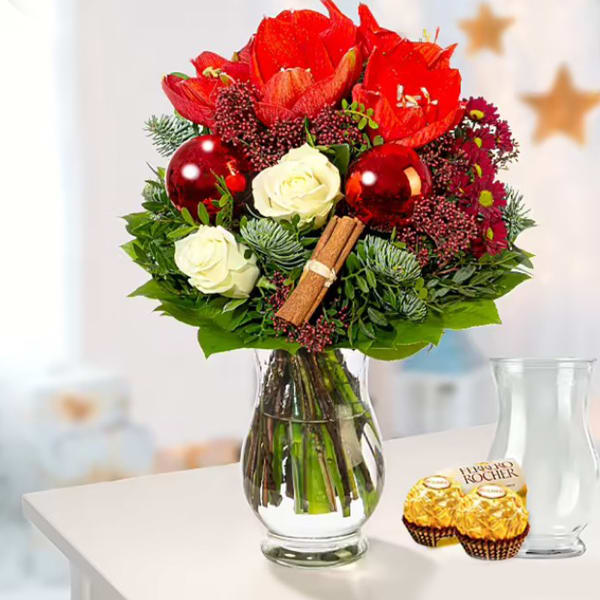 Flower Bouquet Weihnachten with vase and 2 Ferrero Rocher