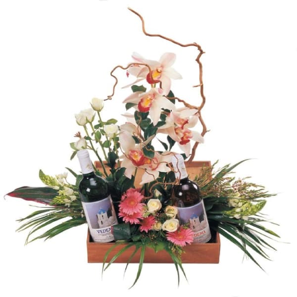 Buy/Send Flowers and Wine Box Online IGP NID1314893
