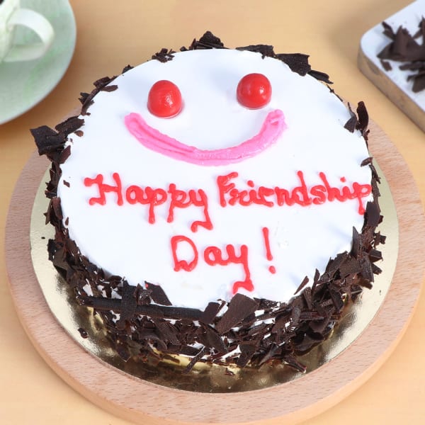 Friendship Day Black Forest Cake (Half kg)