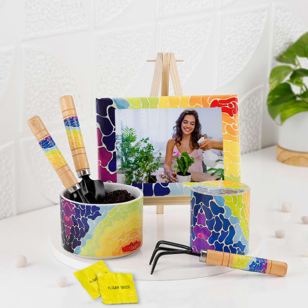 Gardening Personalized Hamper