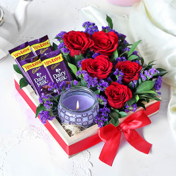Gift Hamper With Roses & Cadbury Chocolates