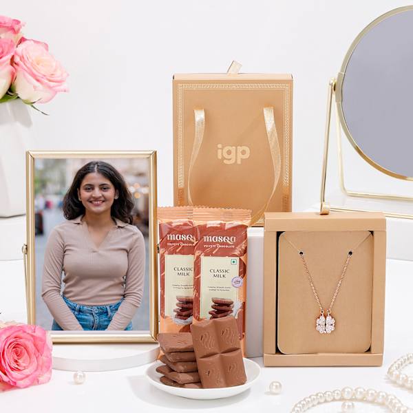 Gleaming Indulgence Personalized Gift Hamper For Her