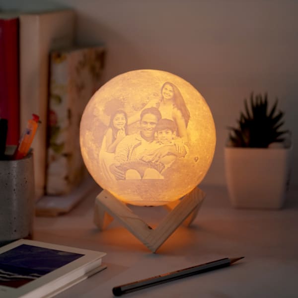 Golden Twinkle - Personalized 3D Moon Lamp