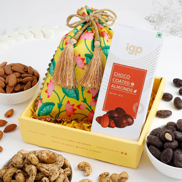 Gourmet Sweet And Savoury Nuts Hamper