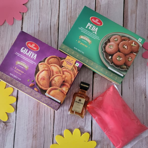 Gujiya N Holi Delight