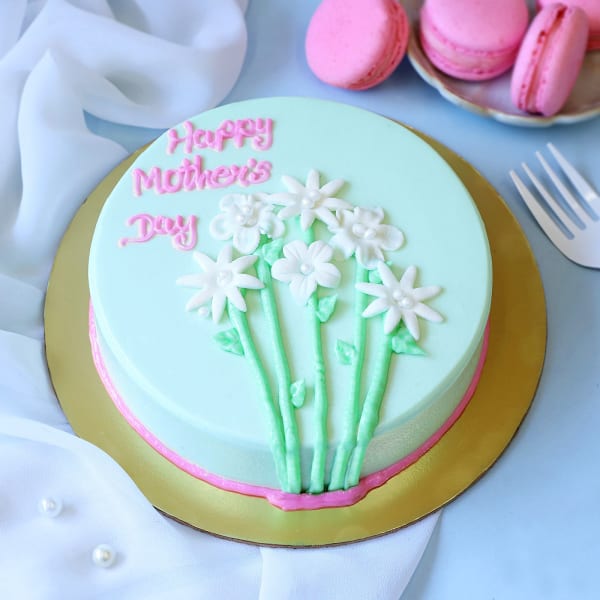 Happy Mother's Day Flora Cream Cake (Half Kg)