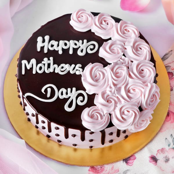 Happy Mother's Day Yummy Chocolate Cake (1 Kg)