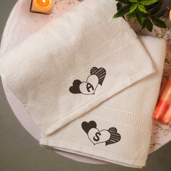 Heart Print Personalized White Towel Set