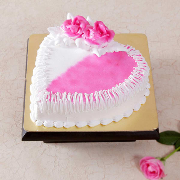 Order Heart Shaped Strawberry Cake 1 Kg Online At Best Price Free