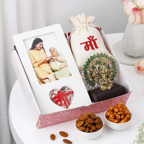 Heartfelt Blessings Personalized Mother's Day Hamper