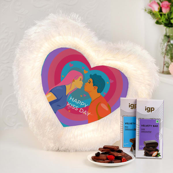 Hugs And Cuddles Valentine's Day Gift