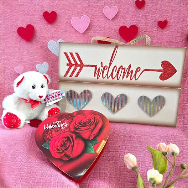Hugs And Hearts Valentine's Day Gift Set
