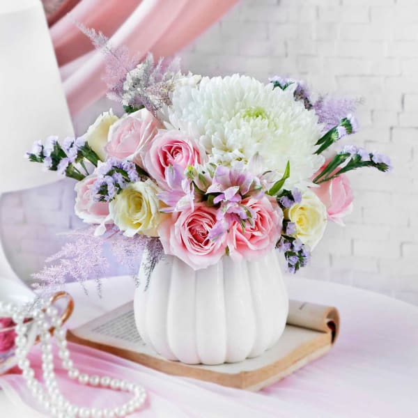 Impassioned Flowers in Elegant Vase for Mom