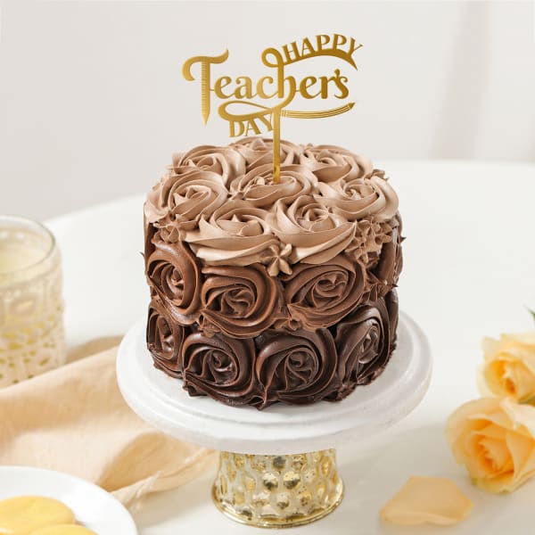 Irresistible Chocolate Floral Cake For Teachers Day (1 Kg)