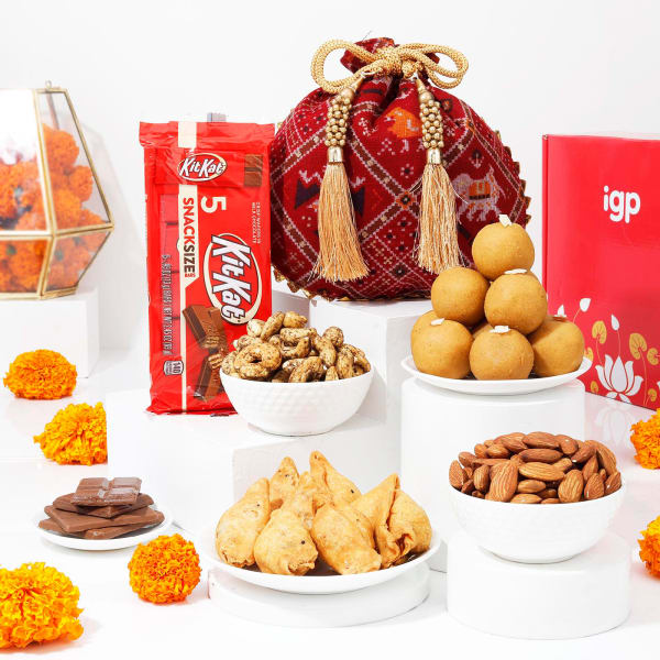 Irresistible Snacks Potli Hamper