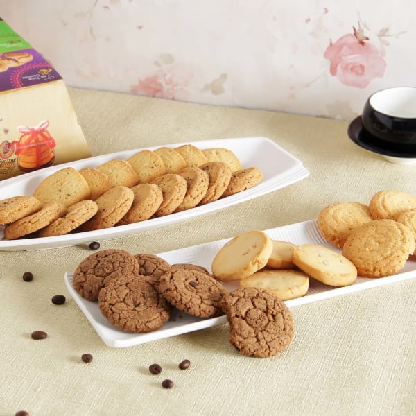 Kanha 575g Assorted Cookies Gift Pack Gift Send Gourmet Gifts Online J11015815 Igp Com