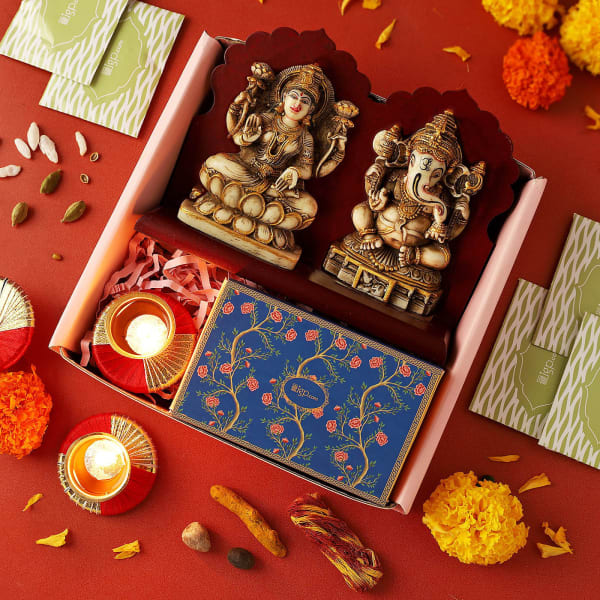 Laxmi Ganesha Idols with Designer Diya in Gift Box