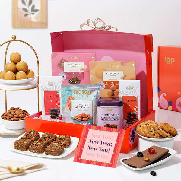 Lip-Smacking New Year Celebration Hamper