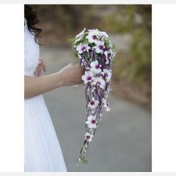 Long wedding bouq