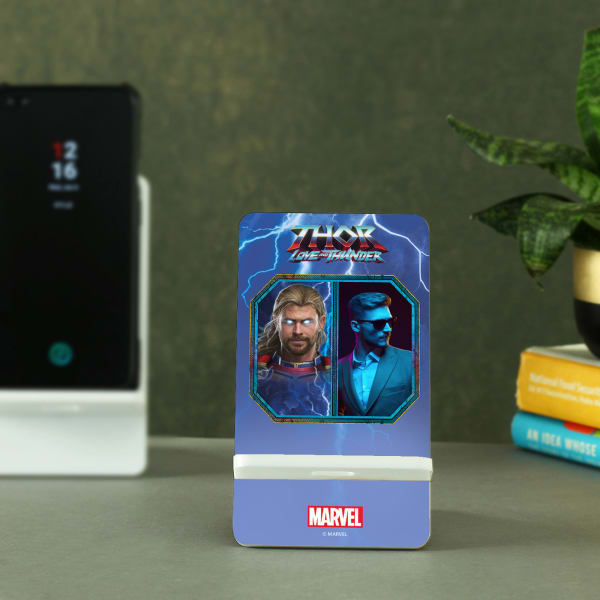 Marvels Thor Personalized Mobile Stand