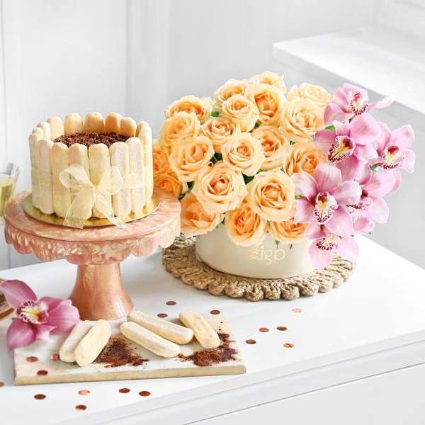 Mesmerizing Blooms With Tiramisu Cake