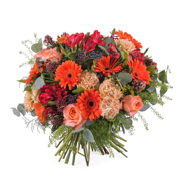 Mixed bouquet in orange shades