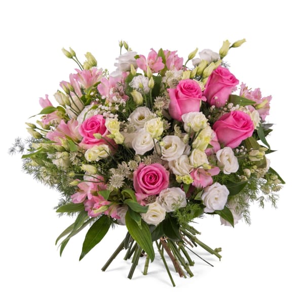 Mixed romantic bouquet