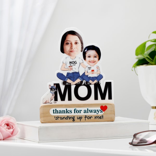 Mom Of Girl Personalized Caricature Stand