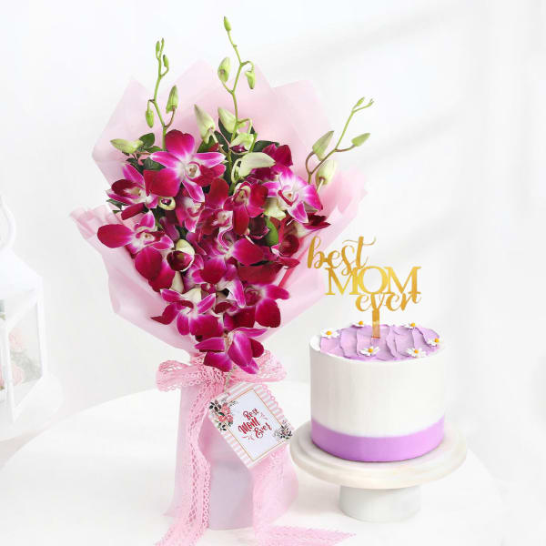 Mother's Day Bouquet And Mini Cake Affair